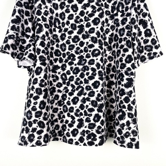 Lane Bryant Leopard Animal Print Keyhole Short Sleeve Top Size 26 NWT - Picture 8 of 9